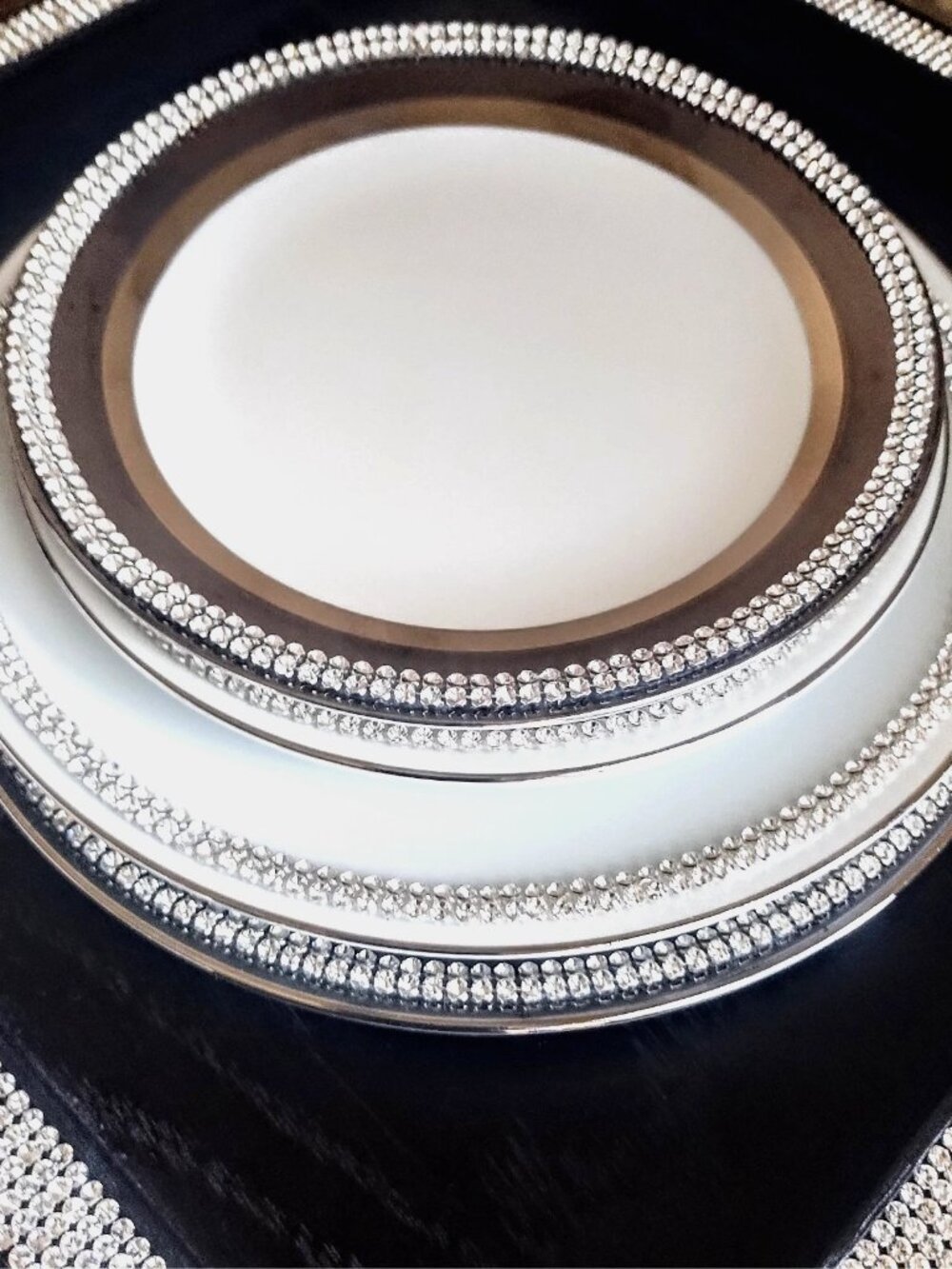 NIB SOPHIE VILLEPIGUE French Porcelain Swarovski Crystal Small Plates - 4PC